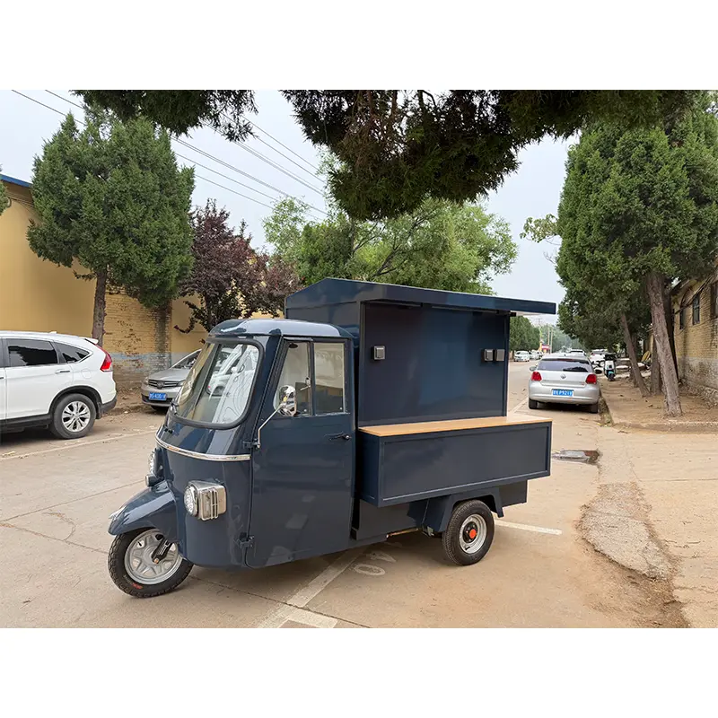 Piaggio साइड-ओपनिंग फास्ट फूड व्हॅन